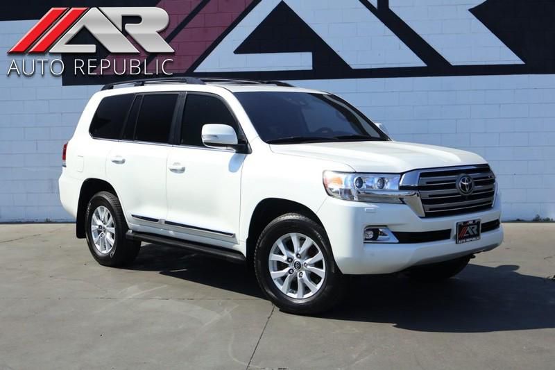 2016 Toyota Land Cruiser