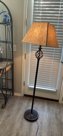 Floor Lamp with Woven Metal Base