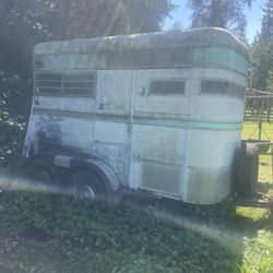 Horse Trailer 