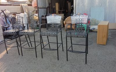 4 iron high chairs