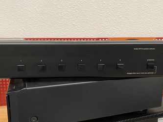 ADCOM GFS6 6-Speaker Selector