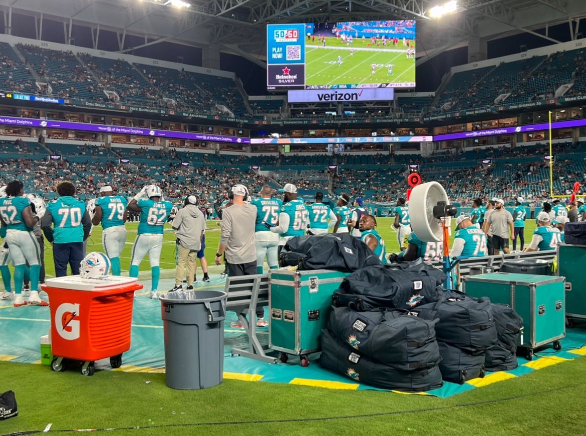Two Dolphins Sideline Passes VS Los Angeles Chargers