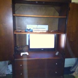 Entertainment Center/Dresser