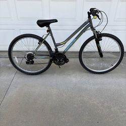 Roadmaster woman bicycle