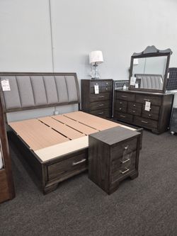 4pc King Bedroom Set