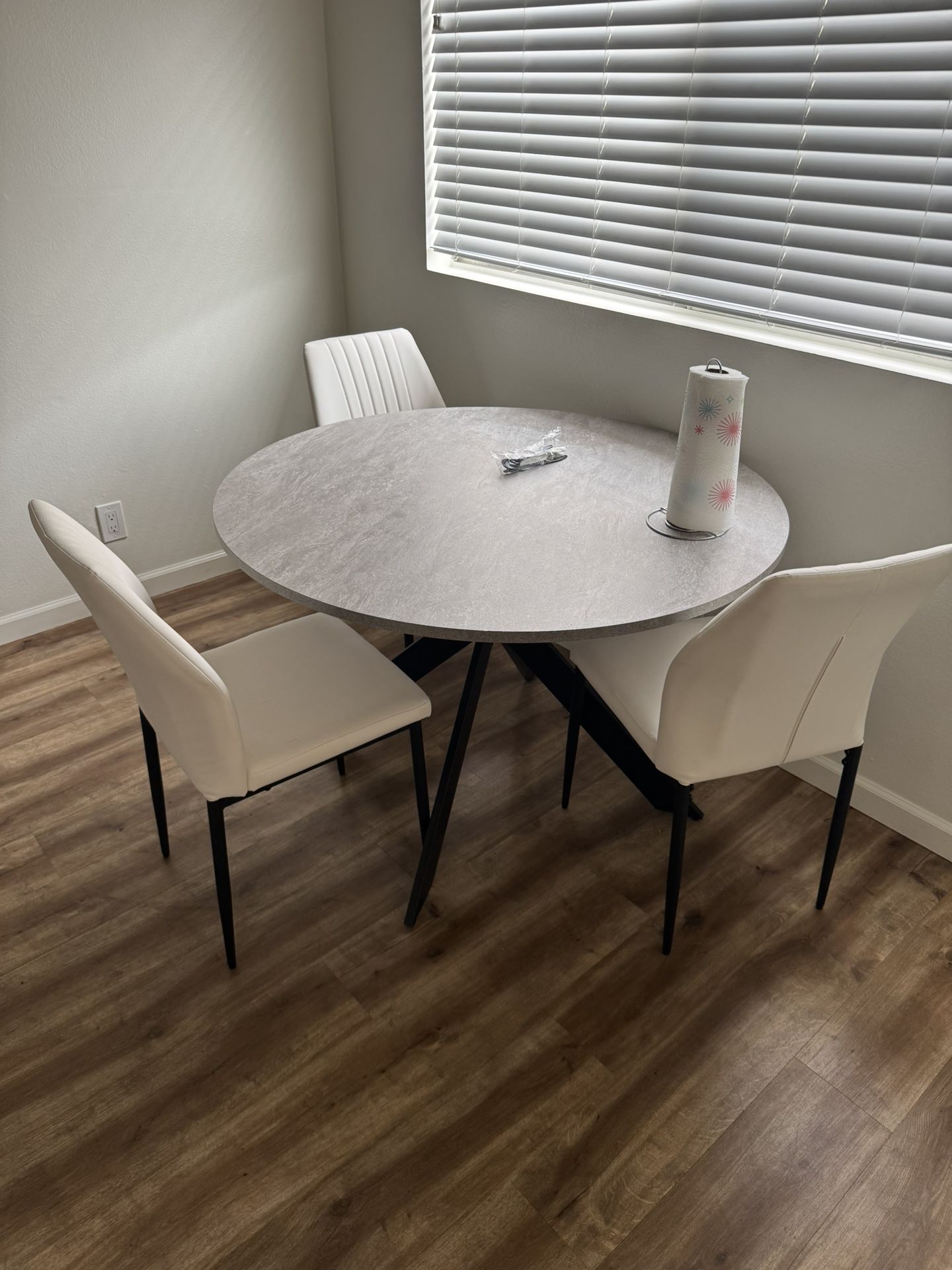 4 Seat Table For Sale