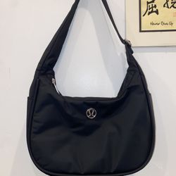 Lululemon Purse 