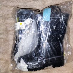 FIRM IN MERCED‼️KIDS TODDLER BOOTS SIZE 8  NEW WITH TAGS