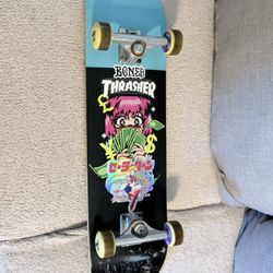 complete skateboard.