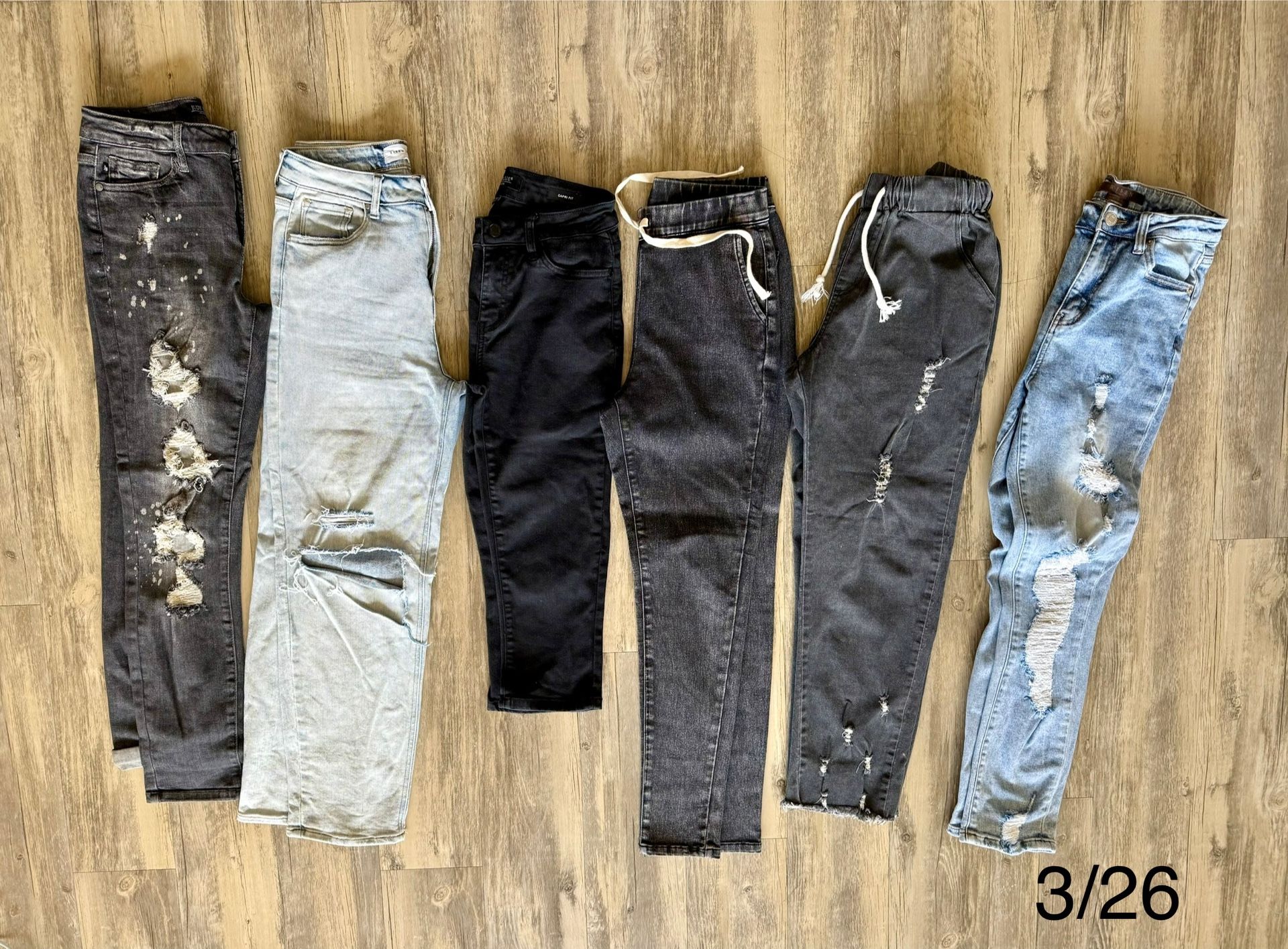 Risen, Judy Blue, White Birch jeans size 3/26