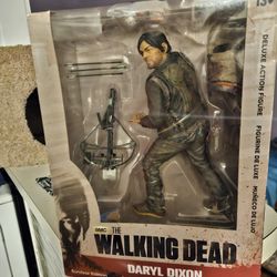 Walking dead daryl with crossbow figure