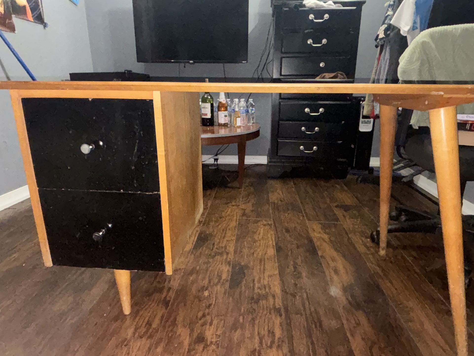 Mid-century Desk By Paul McCobb. 