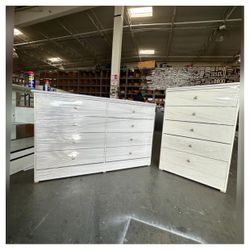 Set Dresser