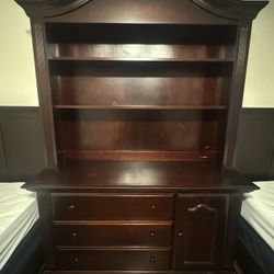 Bedroom Dresser With Hutch (removable) 