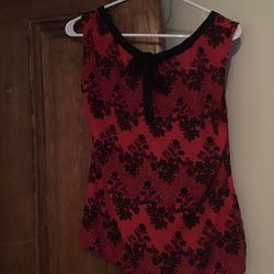 Women’s Red Top Size M