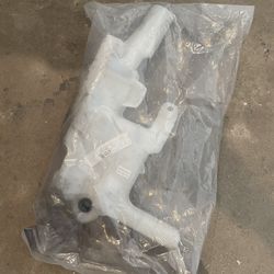 2016, 2017, 2018, 2019, 2020, 2021 Honda Civic Windshield Washer Tank ( New Car Parts )