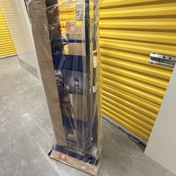 Brand New Harbor Freight Franklin 800lb Appliance hand Truck