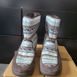 Skechers tone Ups winter boots 