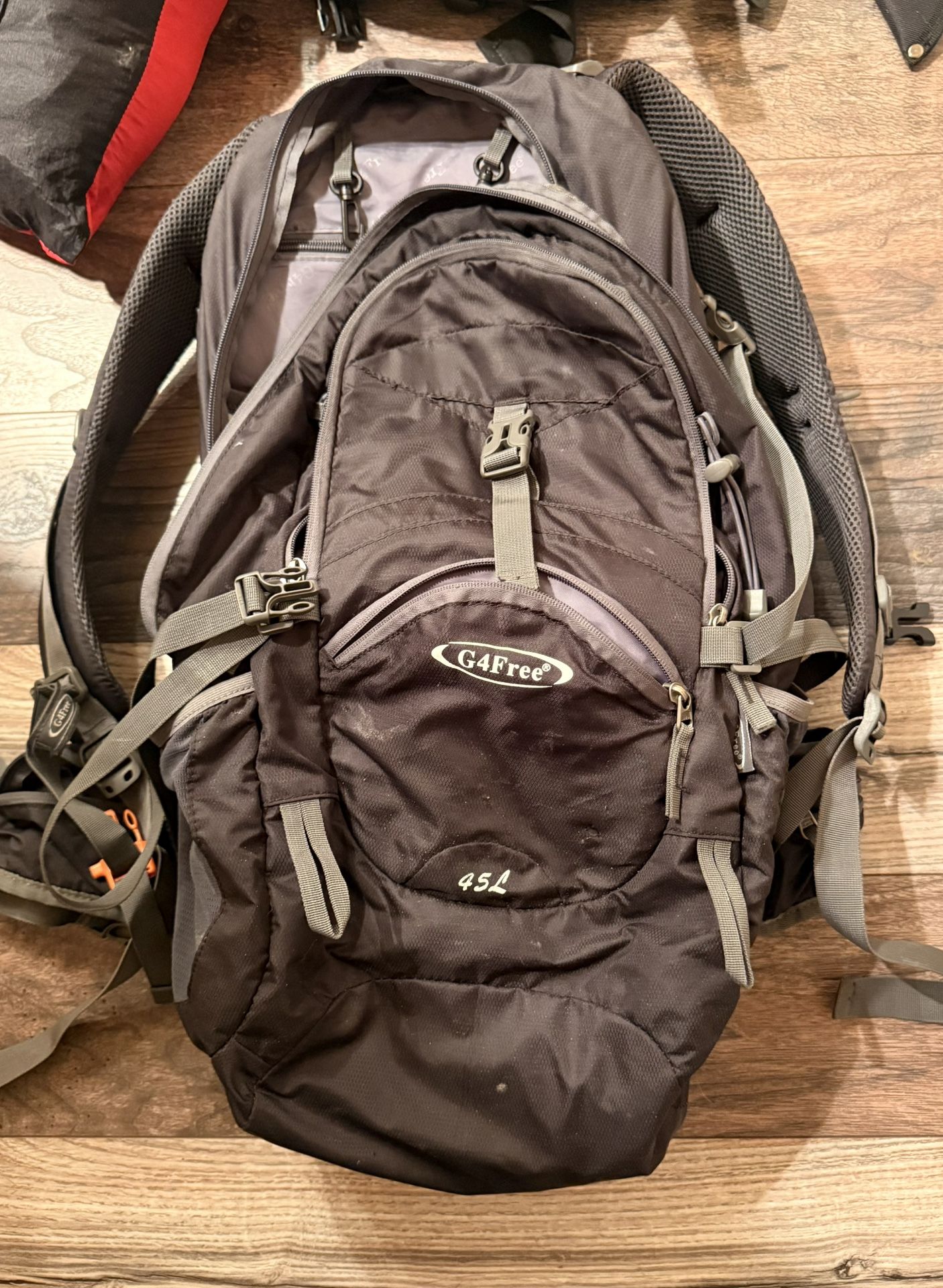 G4Free 45L hiking backpack