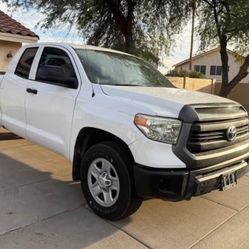 Toyota Tundra 4x4 2015 