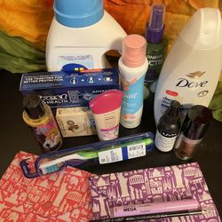 Women’s Household & Make Up Bundle 