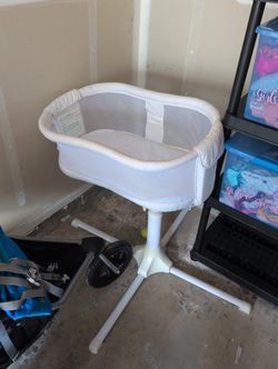 Halo Bassinet Swivel Sleeper