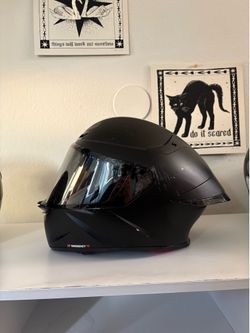 KYT REVO LARGE