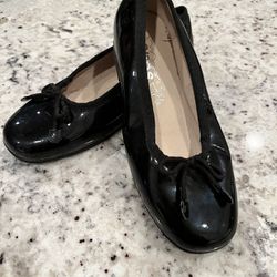 girls black dress shoes flats size 34 or sz 4 US Leather lining new Pasitos