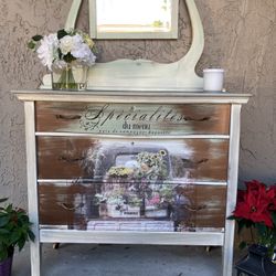 Beautiful  Vintage  Dresser With Mirror 