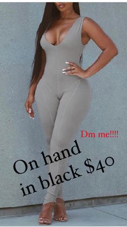 Cute one piece jumper in black sz Small and medium