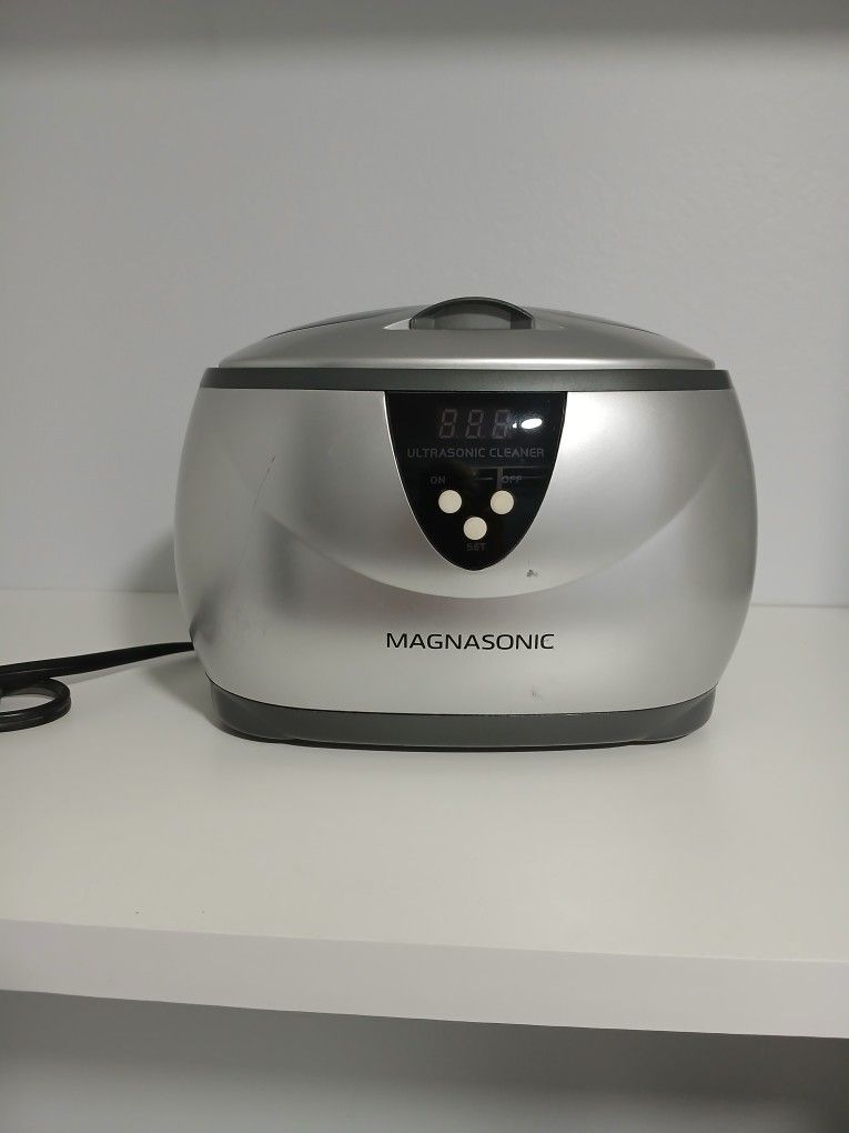 Magnasonic Jewelry Cleaner Brand New.