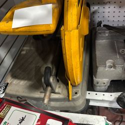 DEWALT Chop Saw 
