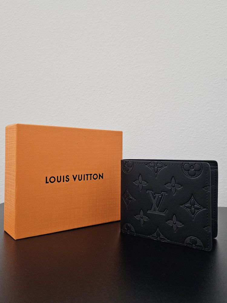 Authentic Louis Vuitton Multiple Wallet