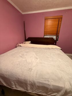 Complete Wood Poster Bed Set – $150 OBO