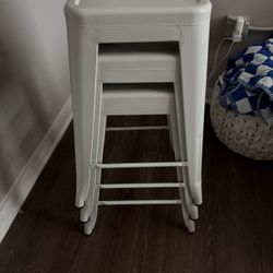 4 24 Inch Barstools