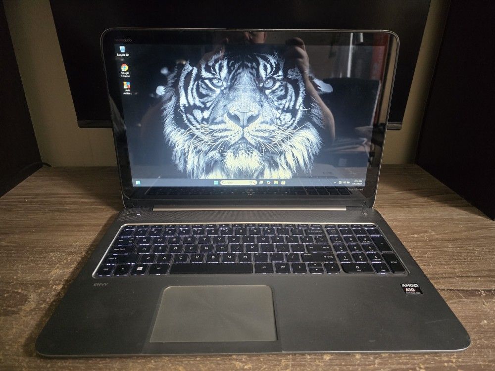 HP Touchscreen Laptop