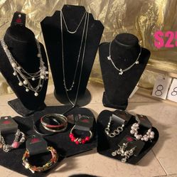 Paparazzi Jewelry - Inventory Reduction sale!! 