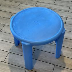 Small Plastic Table 