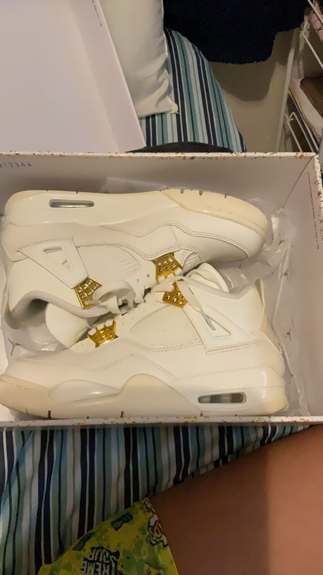 Jordan 4s