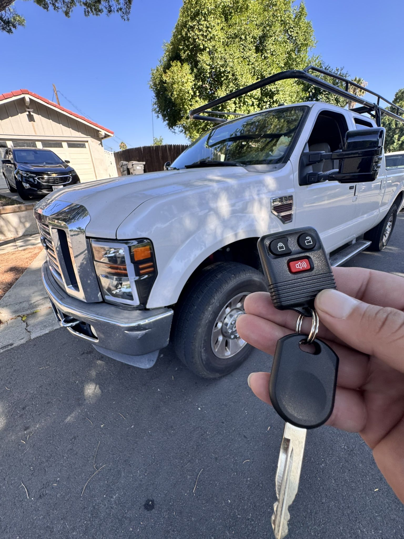 Car Keys/Fobs/Llaves De Autos 
