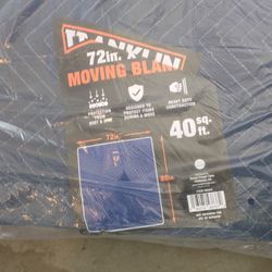 New Never Used 4 Moving Blankets Asking 25 .00 For All 