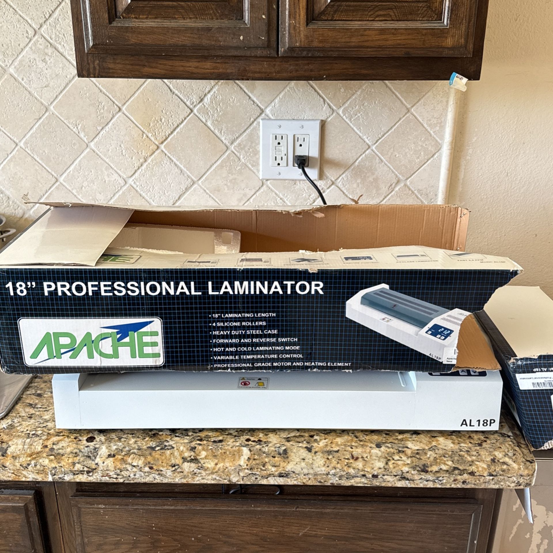 Apache AL18p 18” Laminator