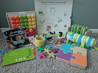 Lovevery The Companion Play Kit Months 22-24
