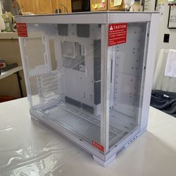 Lian Li O11D EVO RGB E-ATX Gaming Dual Chamber Case