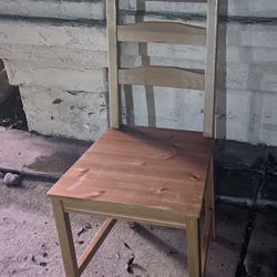 IKEA Table And Chairs(4)