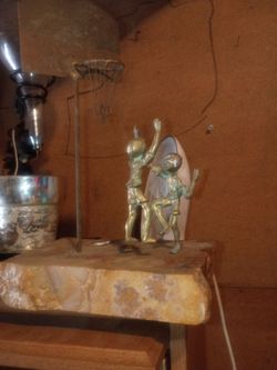 Bronze sculpture signed by bijan