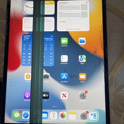 Excellent working condition (front screen has a crack).