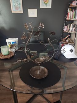 jewelry holder