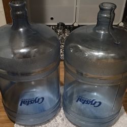 2x  5 Gallons Botteles 