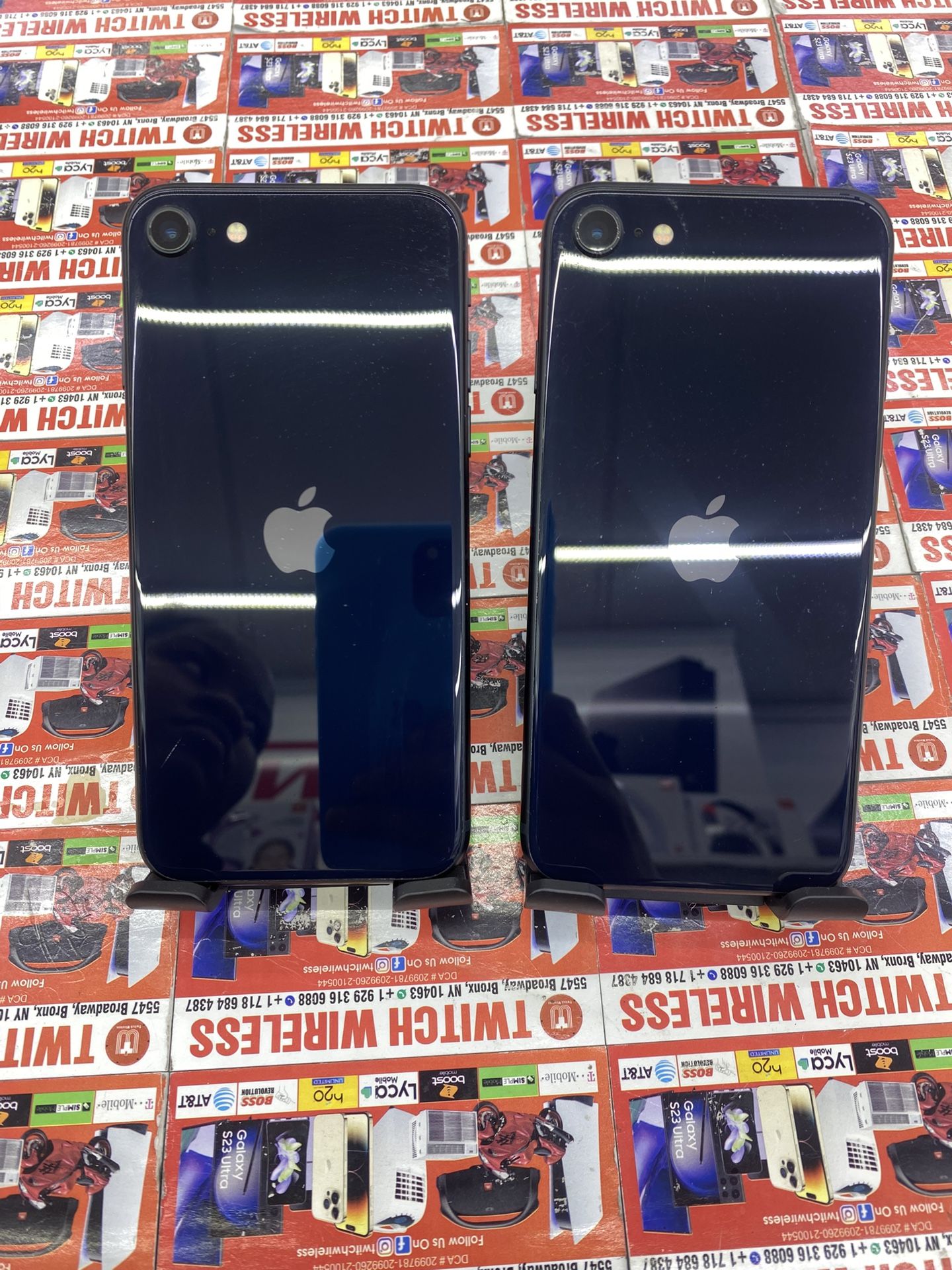 Iphone SE 3rd gen 64 GB unlocked